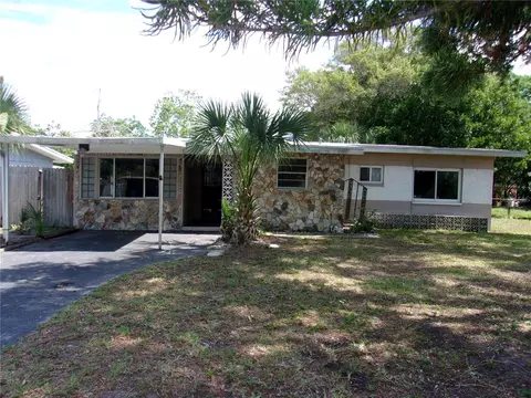 8859 Robin Rd, Seminole, FL 33777