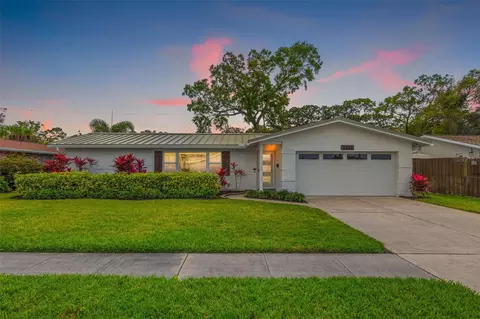 2383 Vanderbilt Dr, Clearwater, FL 33765