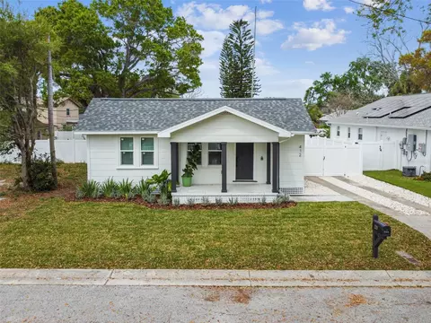 412 Palmetto St, Dunedin, FL 34698