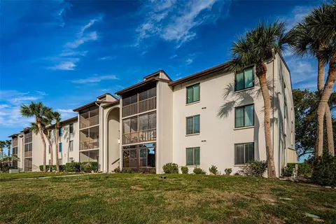 1871 Pine Ridge Way W #H1, Palm Harbor, FL 34684