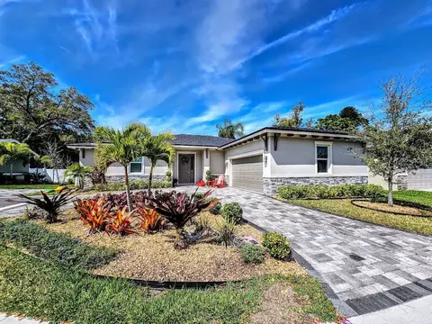 7364 Ridgewood Dr, Seminole, FL 33772