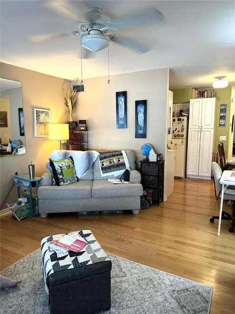 4071 55th Way N #948, Kenneth City, FL 33709
