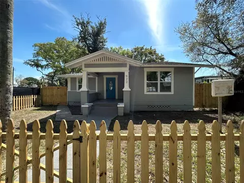 922 Newton Ave S, Saint Petersburg, FL 33705