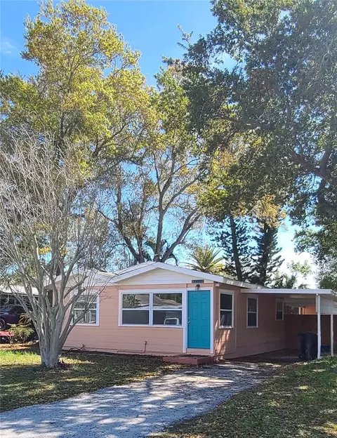 5610 Newton Ave S, Gulfport, FL 33707