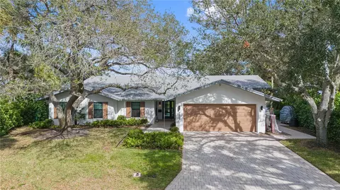 7529 18th St NE, Saint Petersburg, FL 33702