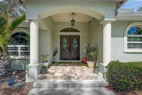 12171 Lillian Ave, Largo, FL 33778