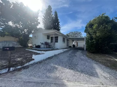 815 N Saint Charles Dr N, Tarpon Springs, FL 34689