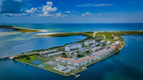 7 Dunoon Pl #301, Dunedin, FL 34698
