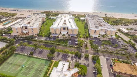 6600 Sunset Way #206, Saint Pete Beach, FL 33706