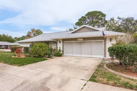 8414 Reynolds Dr, Hudson, FL 34667