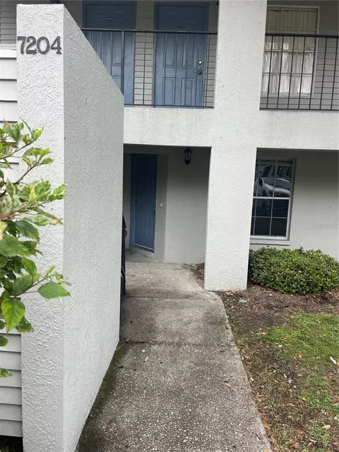 7204 E Bank Dr #7204, Tampa, FL 33617