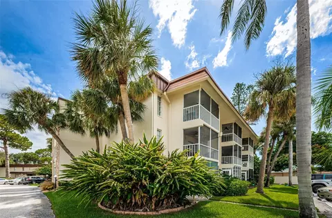 4901 38th Way S #317, Saint Petersburg, FL 33711