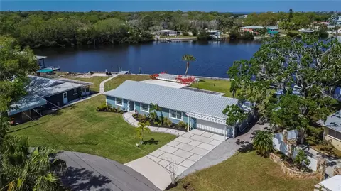 2623 Manatee Harbor Dr, Ruskin, FL 33570