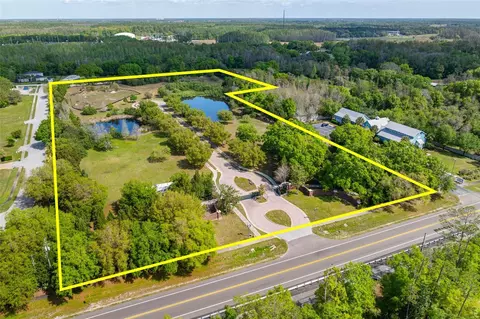 3561 Keystone Rd, Tarpon Springs, FL 34688
