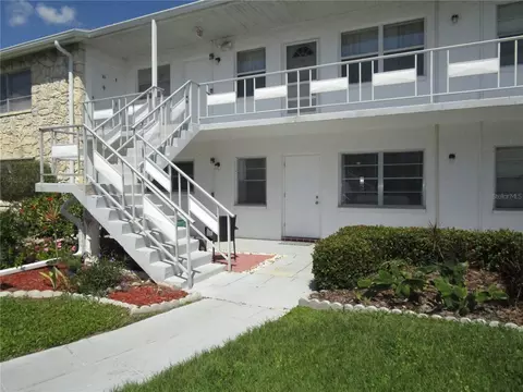 5915 18th St N #2, Saint Petersburg, FL 33714