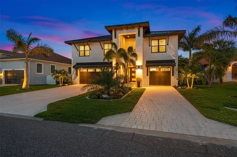 779 Columbus Dr, Tierra Verde, FL 33715
