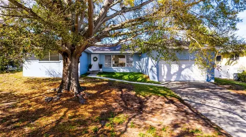 3575 Avocado Rd, Largo, FL 33770