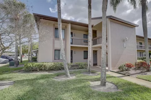 116 Mary Dr #16, Oldsmar, FL 34677