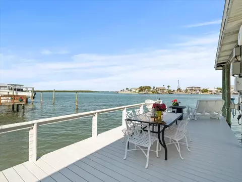 845 Bay Esplanade, Clearwater, FL 33767