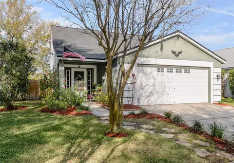 1714 Meadow Oak Ln, Tarpon Springs, FL 34689
