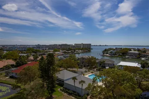 5940 Pelican Bay Plz S #903, Gulfport, FL 33707