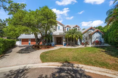 248 S Garden Cir, Belleair, FL 33756