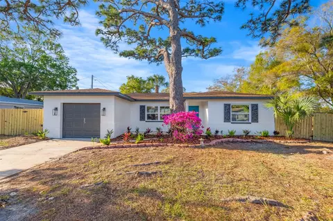 3054 Adrian Ave, Largo, FL 33774
