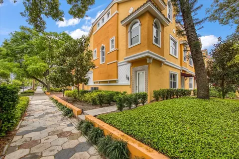 202 7th Ave N, Saint Petersburg, FL 33701