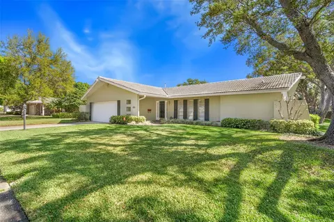 815 Barber Dr, Clearwater, FL 33764