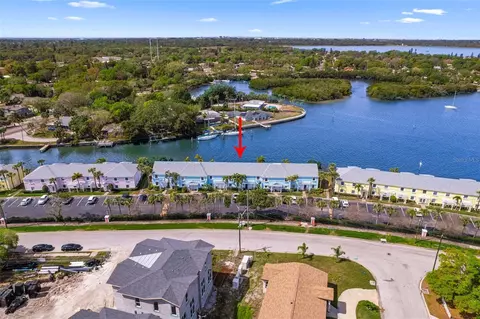 3845 Pompano Dr SE, Saint Petersburg, FL 33705