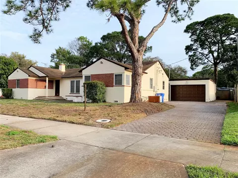 6456 6th Ave N, Saint Petersburg, FL 33710