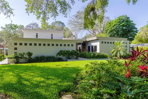1742 Serpentine Dr S, Saint Petersburg, FL 33712