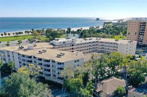 1200 N Shore Dr NE #516, Saint Petersburg, FL 33701