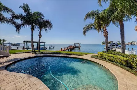 119 Ozona Dr, Palm Harbor, FL 34683