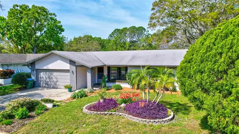 2871 Doone Cir, Palm Harbor, FL 34684