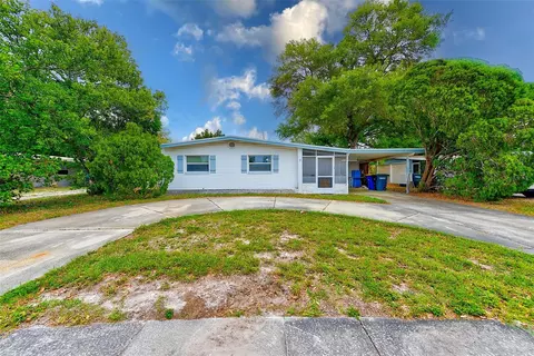 1203 N Saturn Ave, Clearwater, FL 33755