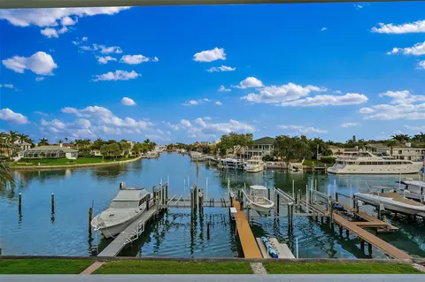 737 Pinellas Bayway S #103, Tierra Verde, FL 33715