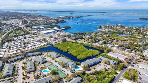 455 Alt 19 S #190, Palm Harbor, FL 34683