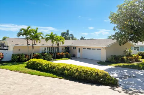 3970 Mckay Creek Dr, Largo, FL 33770