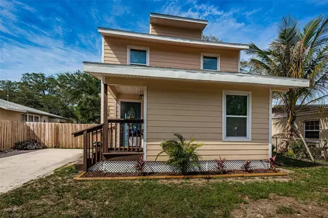 106 8th Ave SE, Largo, FL 33771