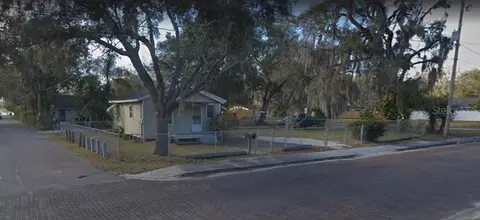 1106 Jenkins St, Plant City, FL 33563