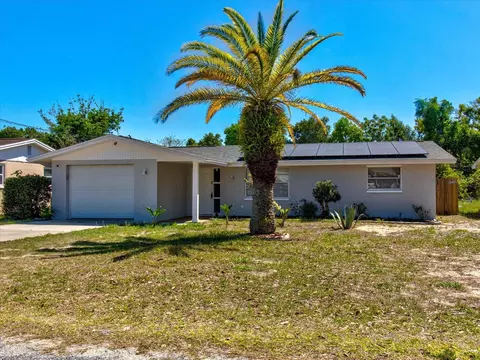4836 Ann Dr, Holiday, FL 34690