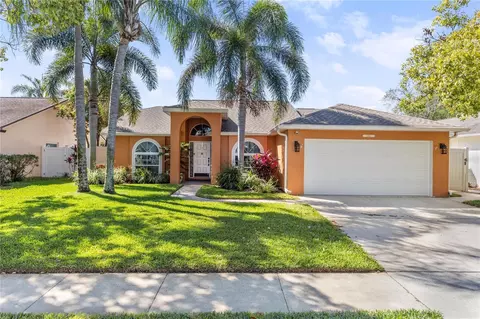 3884 106th Ave N, Clearwater, FL 33762