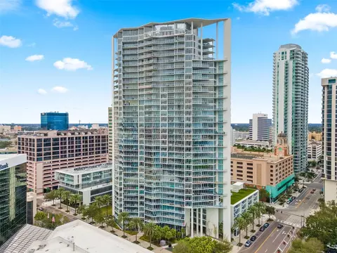 175 1st St S #2306, Saint Petersburg, FL 33701