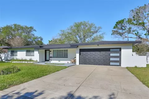 4418 Helena St NE, Saint Petersburg, FL 33703