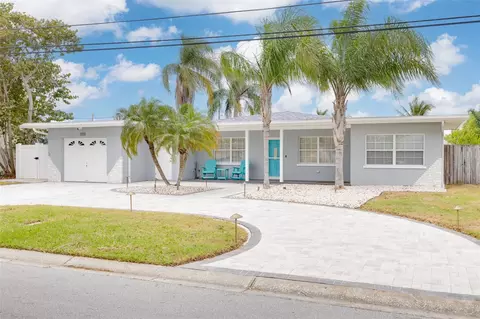 2158 Cedar Dr, Dunedin, FL 34698 photo 1