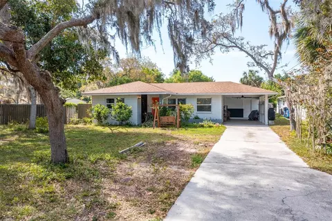 1010 Alcazar Way S, Saint Petersburg, FL 33705