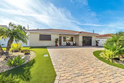 206 Lido Dr, Saint Pete Beach, FL 33706