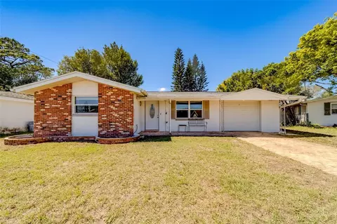 1731 Doubloon Dr, Holiday, FL 34690