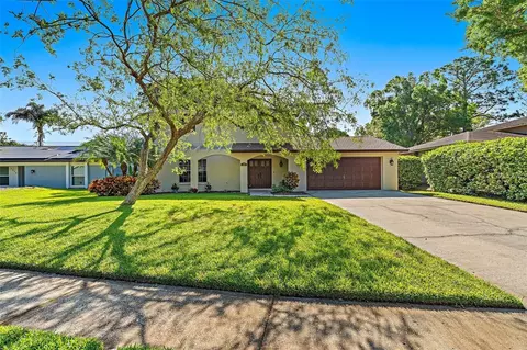 7316 Summerbridge Dr, Tampa, FL 33634